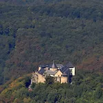 Schloss Hotel 4*