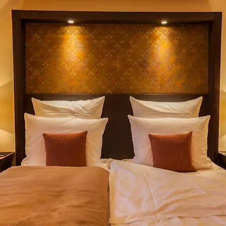 Schloss Waldeck Отель 4*